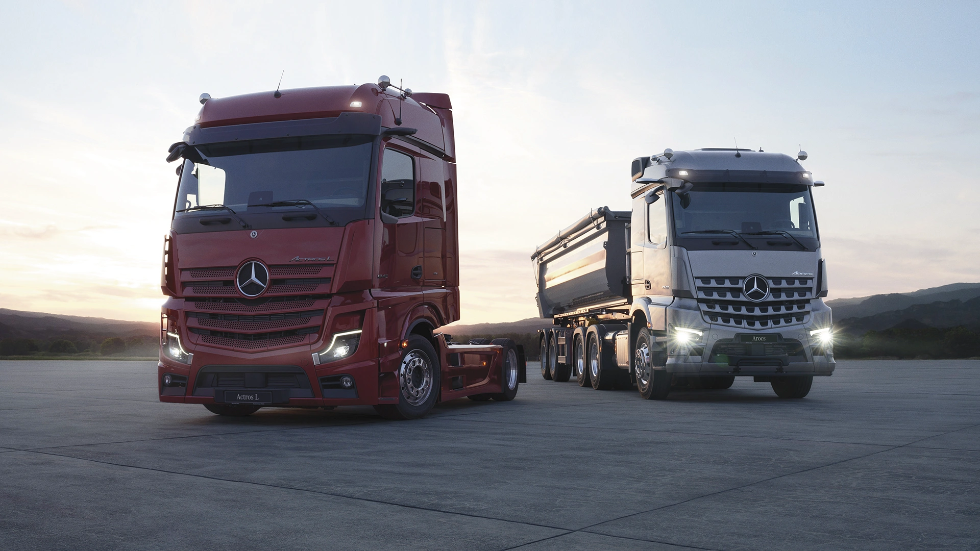 Mercedes-Benz Actros ja Arocs vierekkäin
