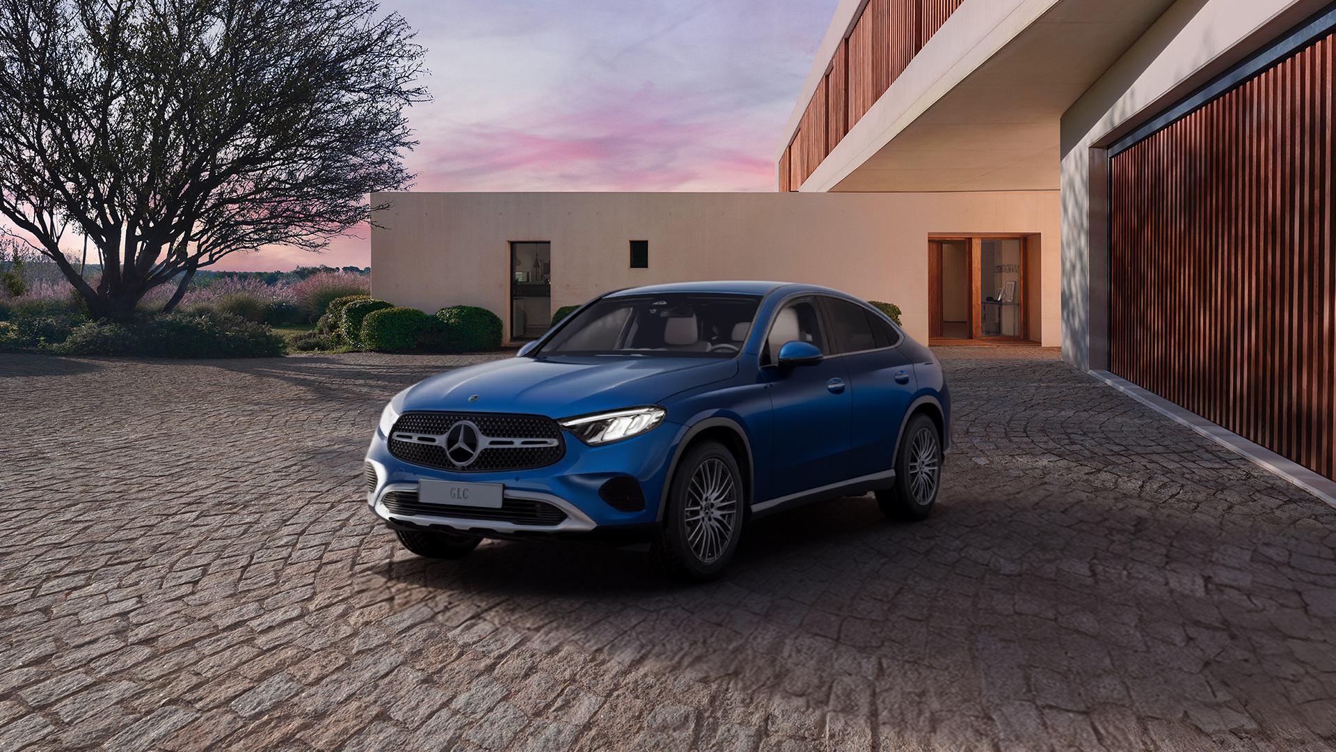 GLC Coupé, zils, skats no priekšas un sāna