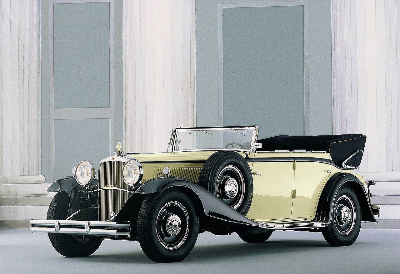 1931. gada modelis Maybach DS8 Zeppelin Cabriolet