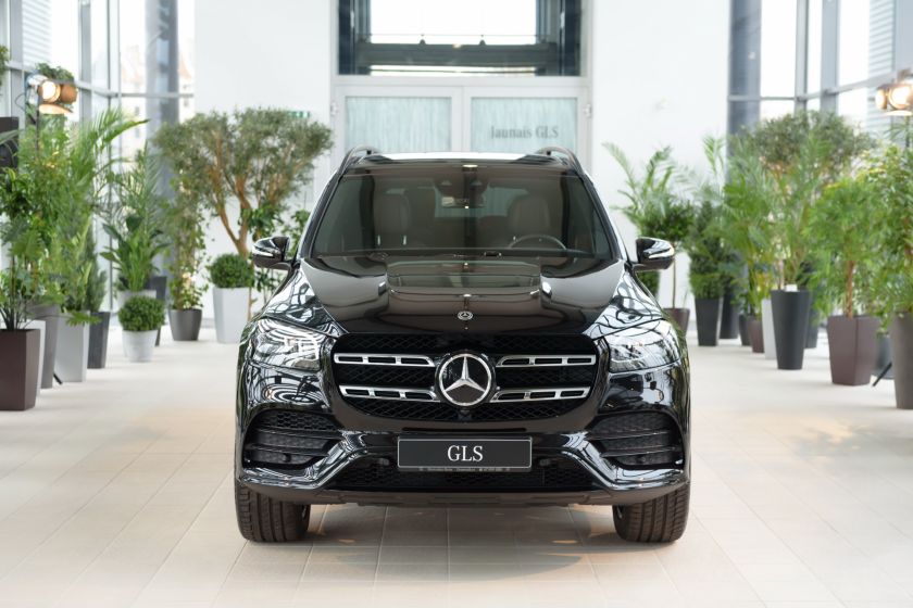 SIA “Domenikss” offers the first in the Baltics Mercedes-Benz GLS off-road S Class