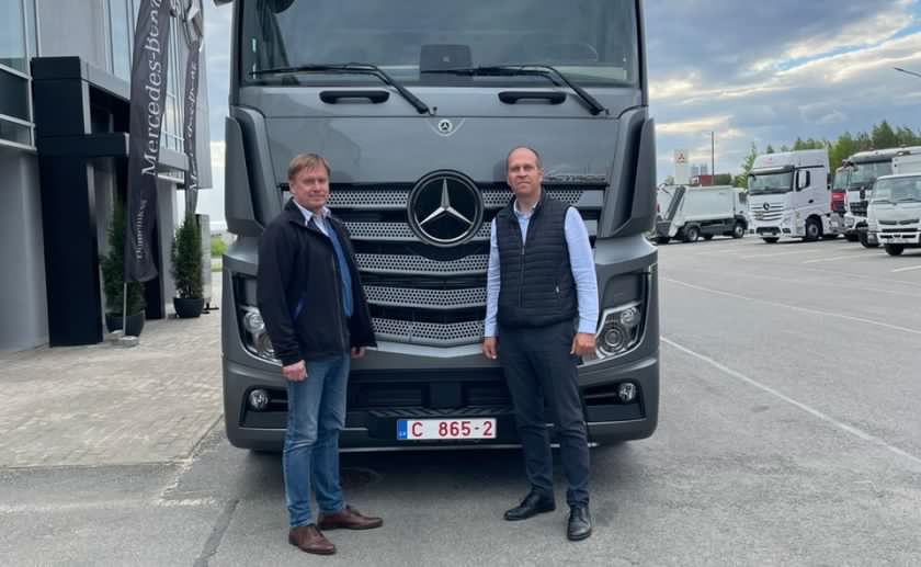 Viena no 400 Actros jubilejas mašīnām Edition 2 mājos arī Latvijā